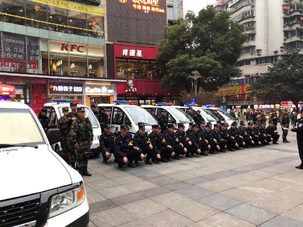 五環龍助力重慶武隆深化平安武隆建設，35臺巡邏車整車待發服務群眾